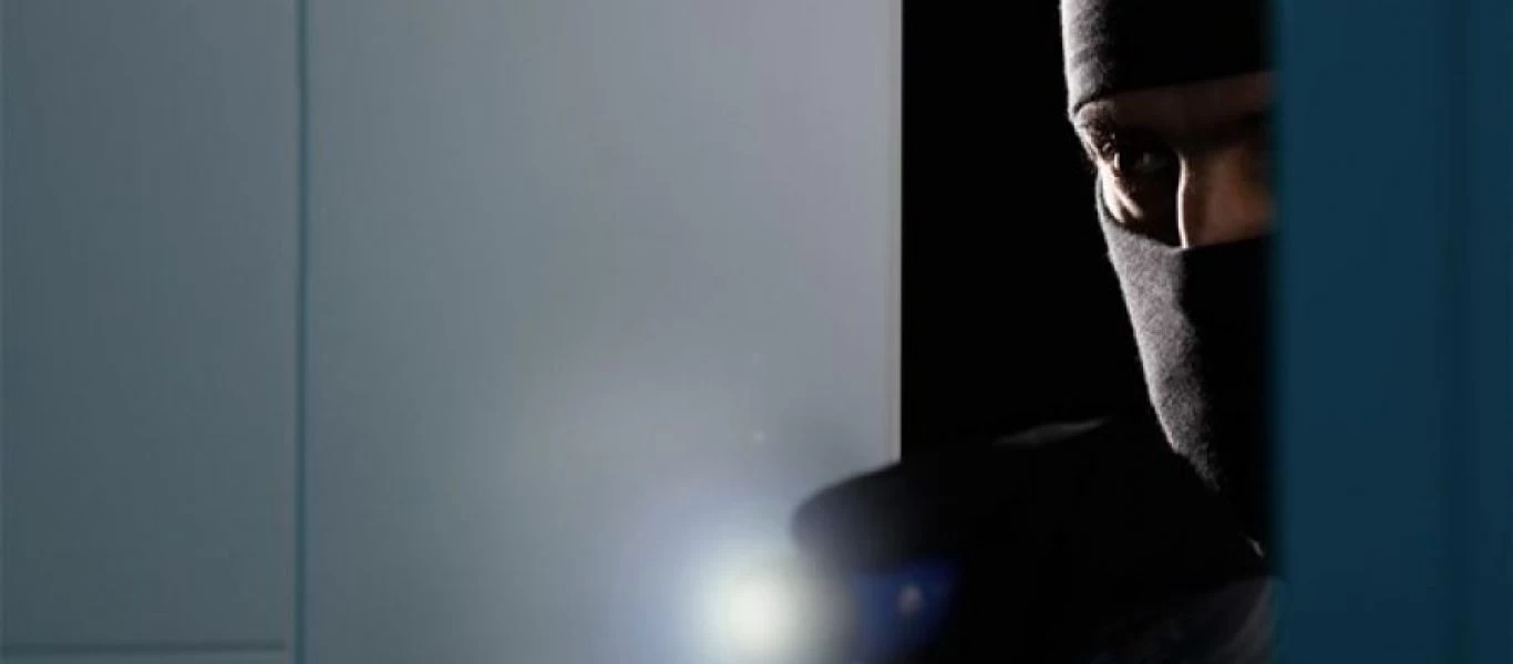 Ποιες συνήθειες «προσκαλούν» τους διαρρήκτες σπίτι